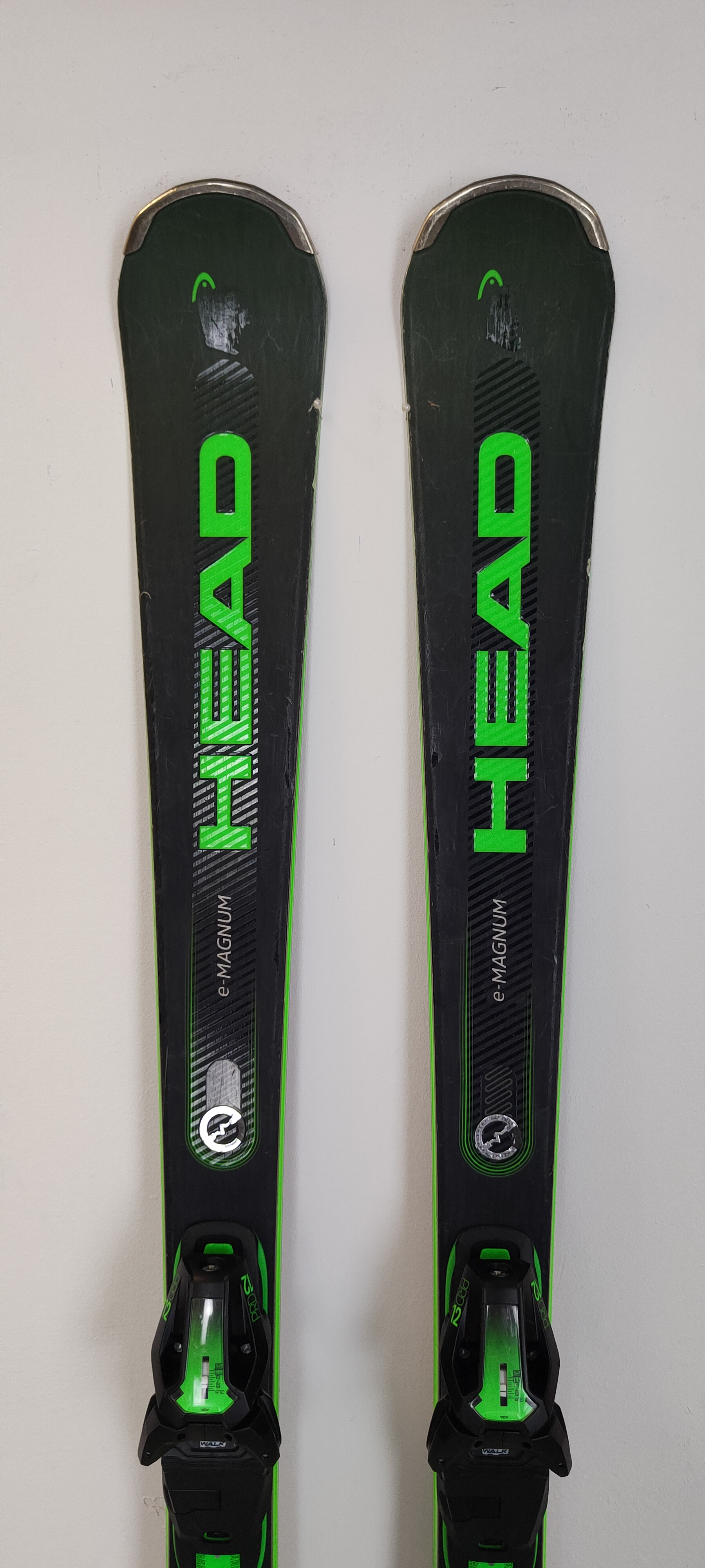 Head Supershape e-Magnum 156 23-24 Head Supershape e-Magnum 156 23-24