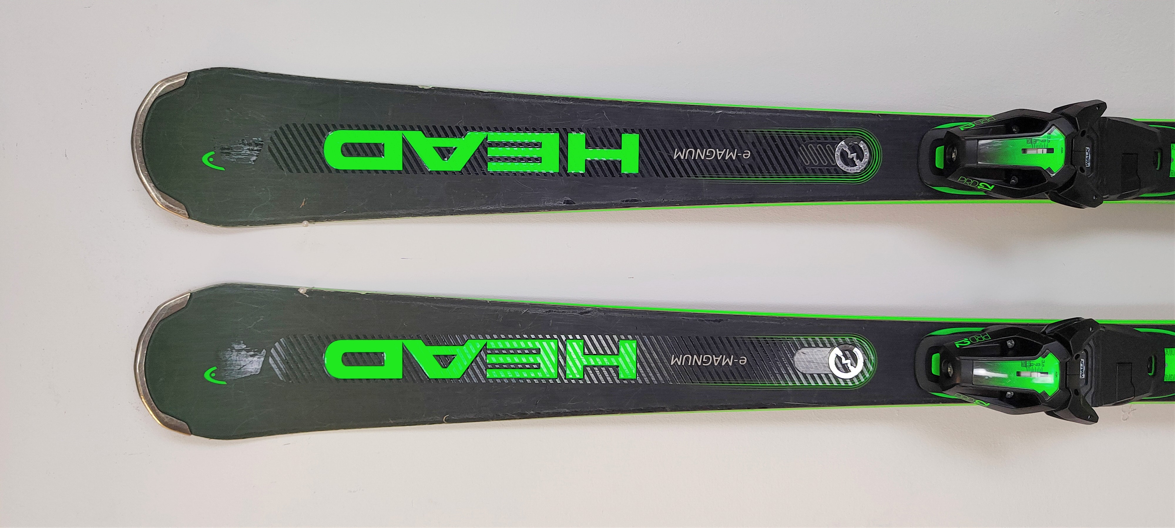 Head Supershape e-Magnum 156 23-24 Head Supershape e-Magnum 156 23-24