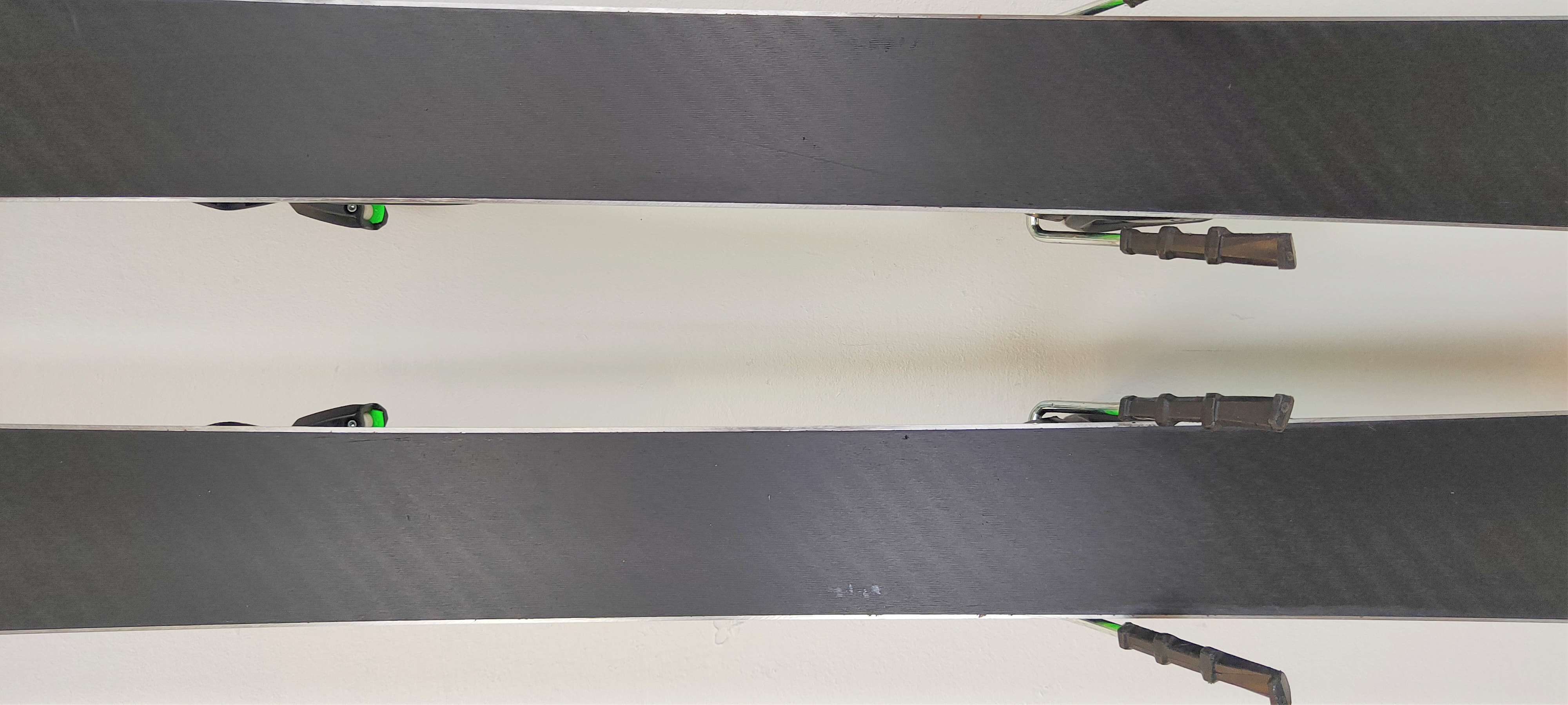 Head Supershape e-Magnum 163 23-24 Head Supershape e-Magnum 163 23-24