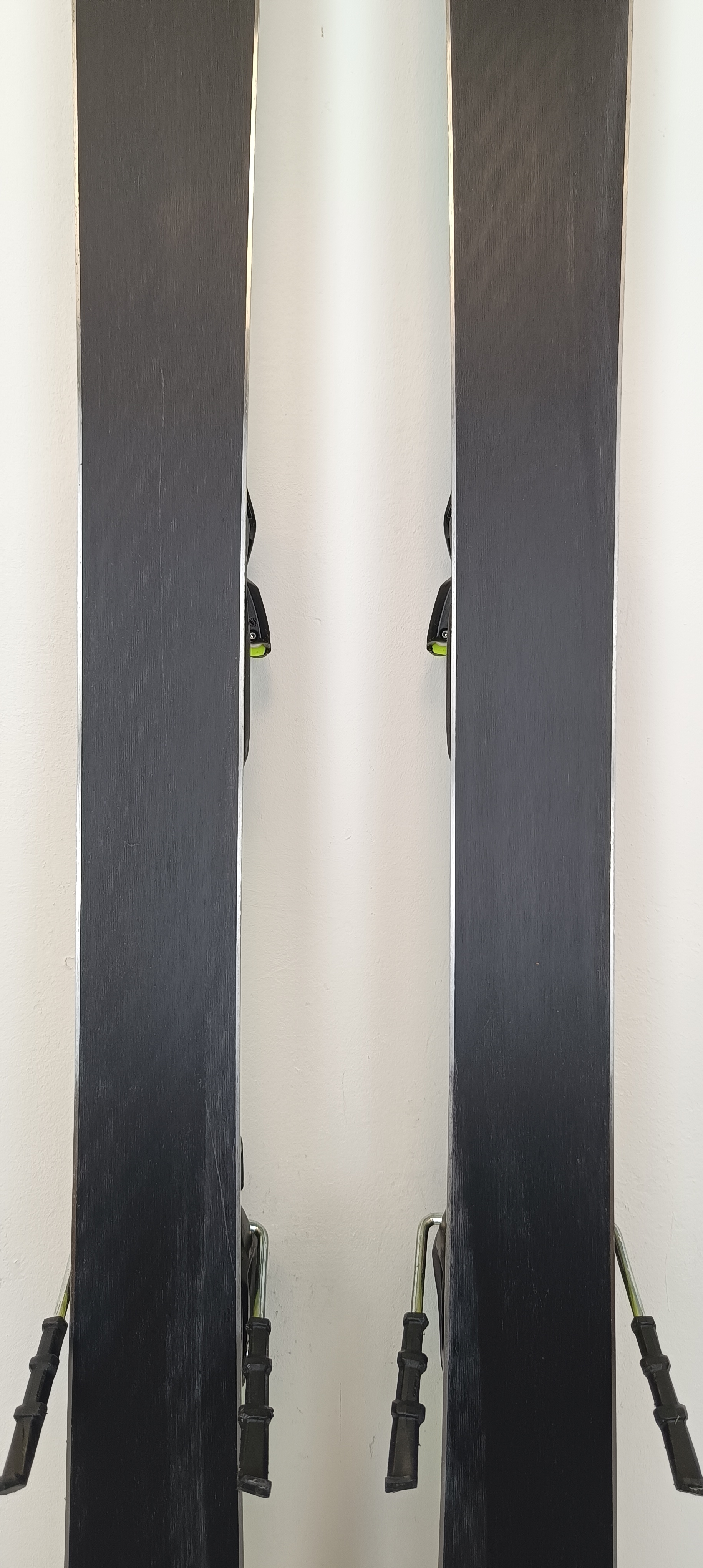 Head Supershape e-speed 163 22-23 Head Supershape e-speed 163 22-23