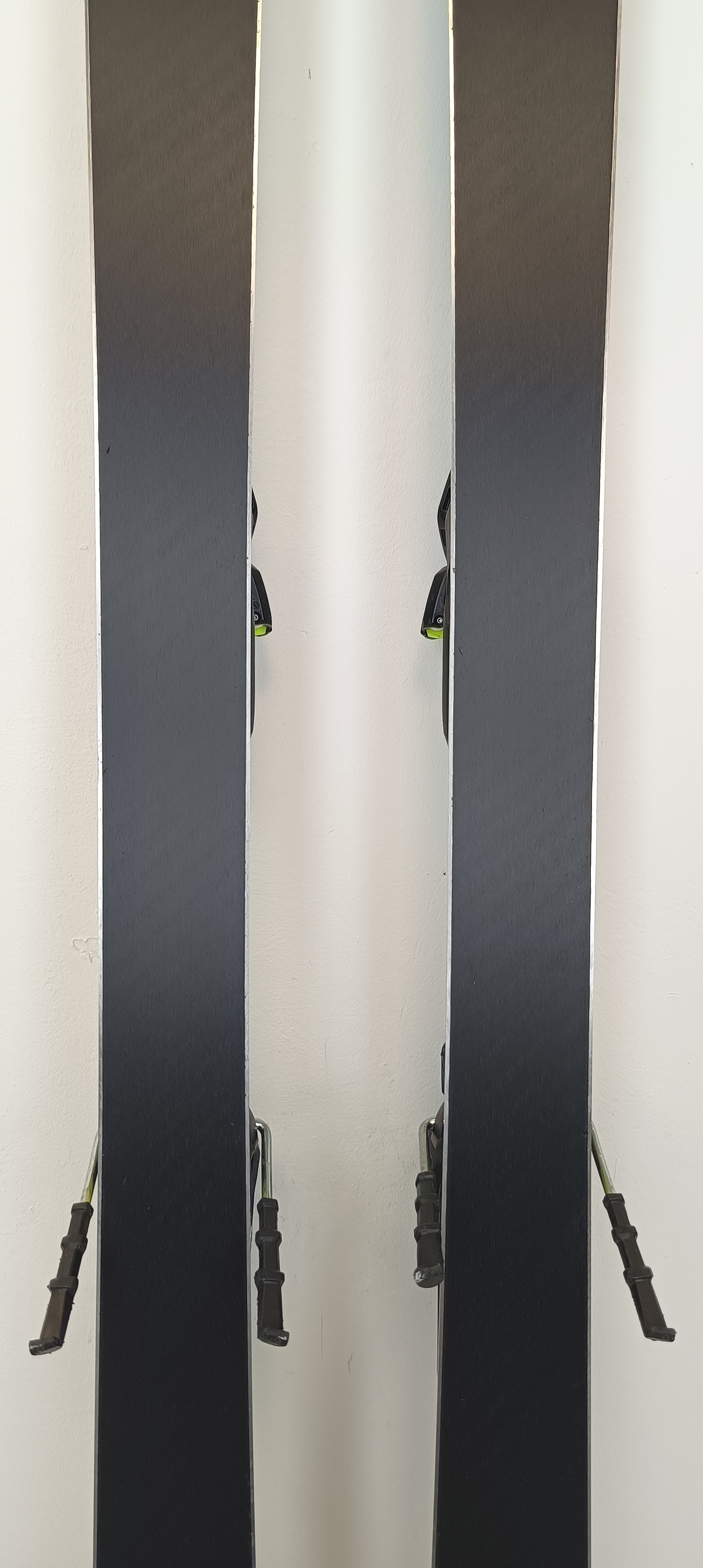 Head Supershape e-speed 170 21-22 Head Supershape e-speed 170 21-22