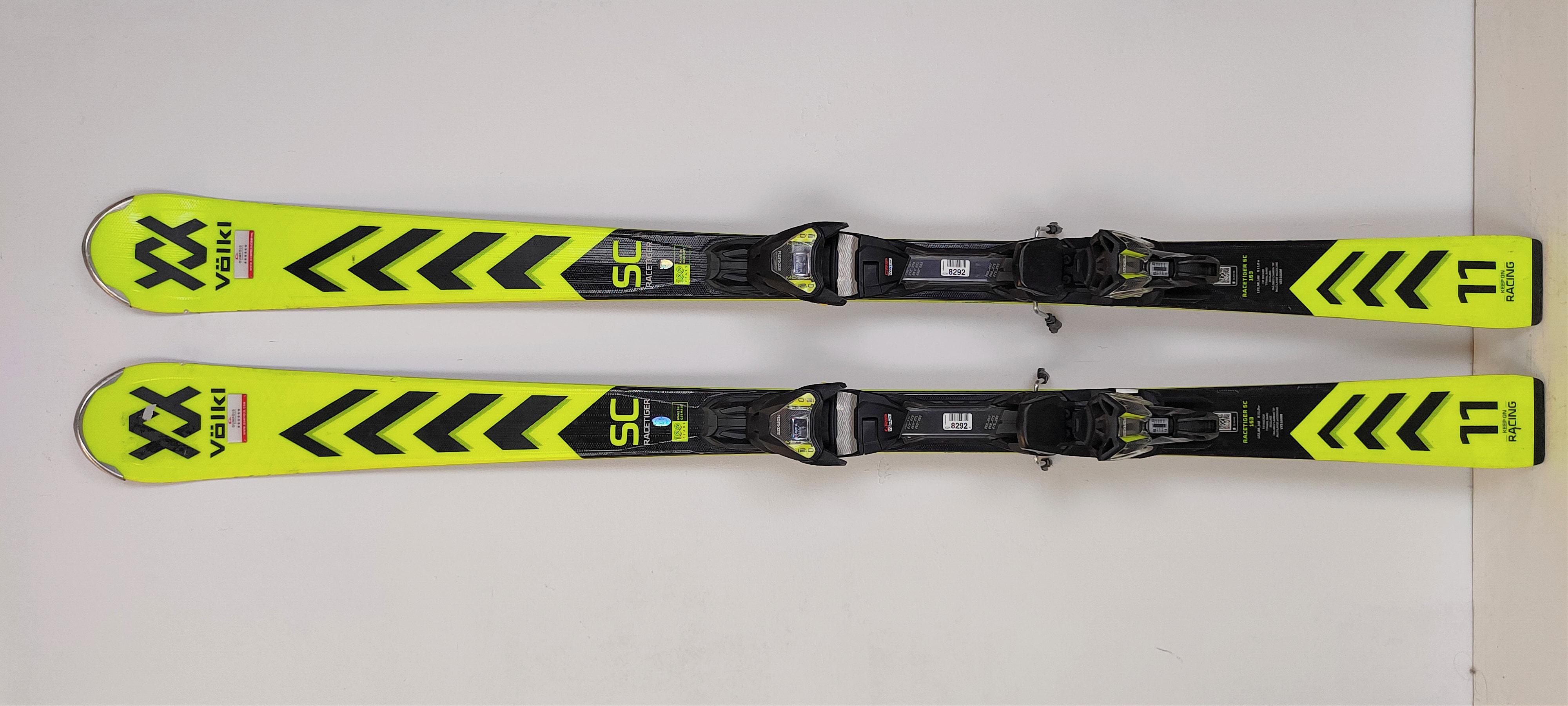 Volkl Racetiger SC 153 23-24