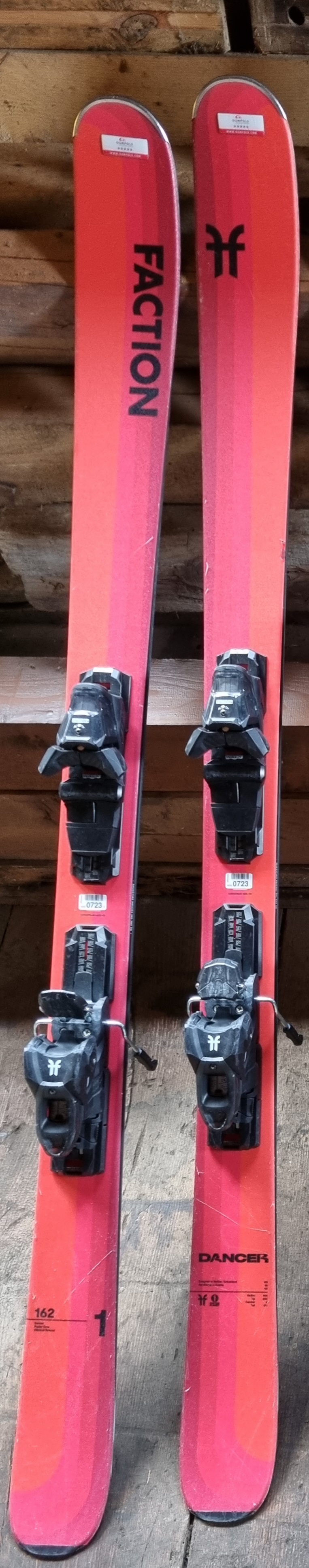 Faction dancer 84 162