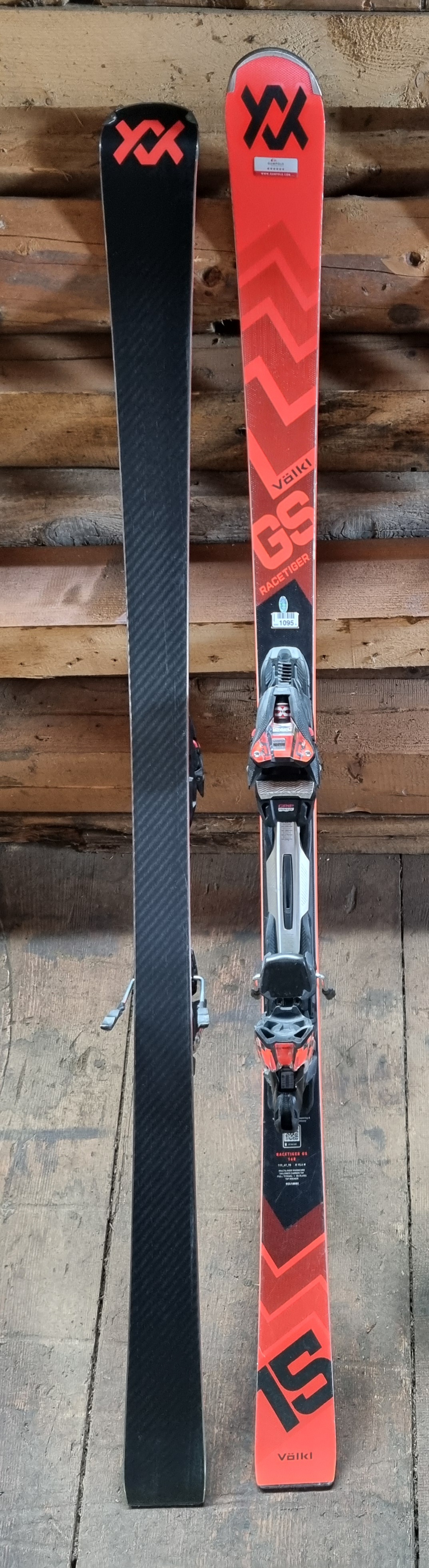 Volkl Racetiger GS 168 24-25